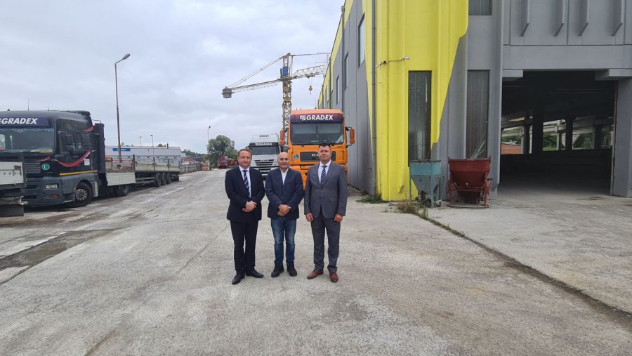 Predstavnici Komore u posjeti kompaniji Gradex d.o.o., Gradačac