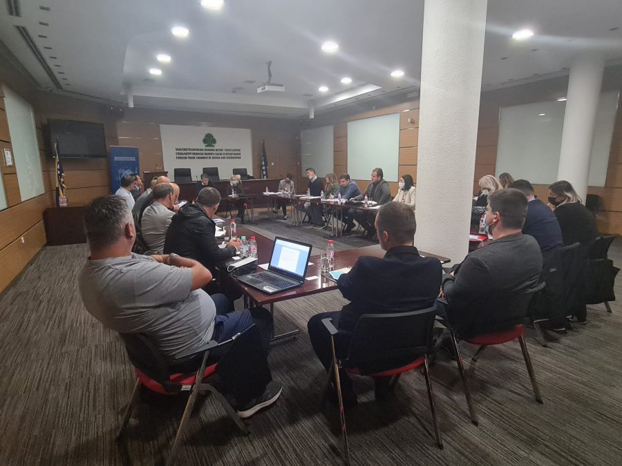 Održan sastanak povodom pojašnjenja primjene propisa u oblasti naknada o proizvodima koji poslije upotrebe postaju posebne kategorije otpada