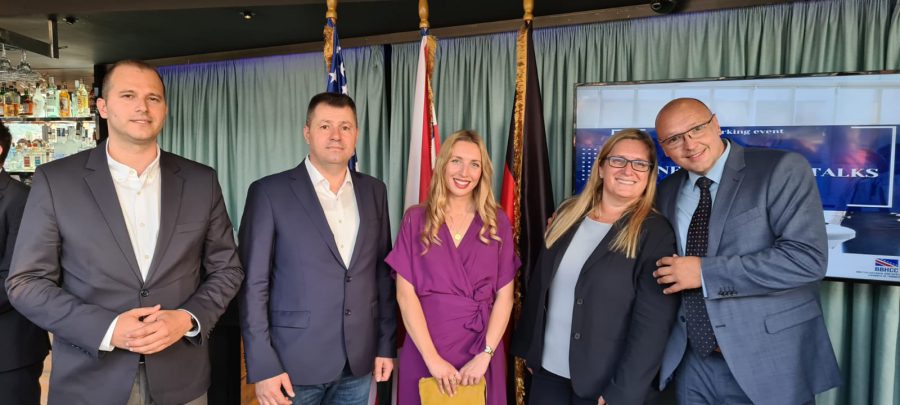 AHK, AmCham BiH i BBHCC organizirali Social mixer: Business Leaders Talks networking događaj