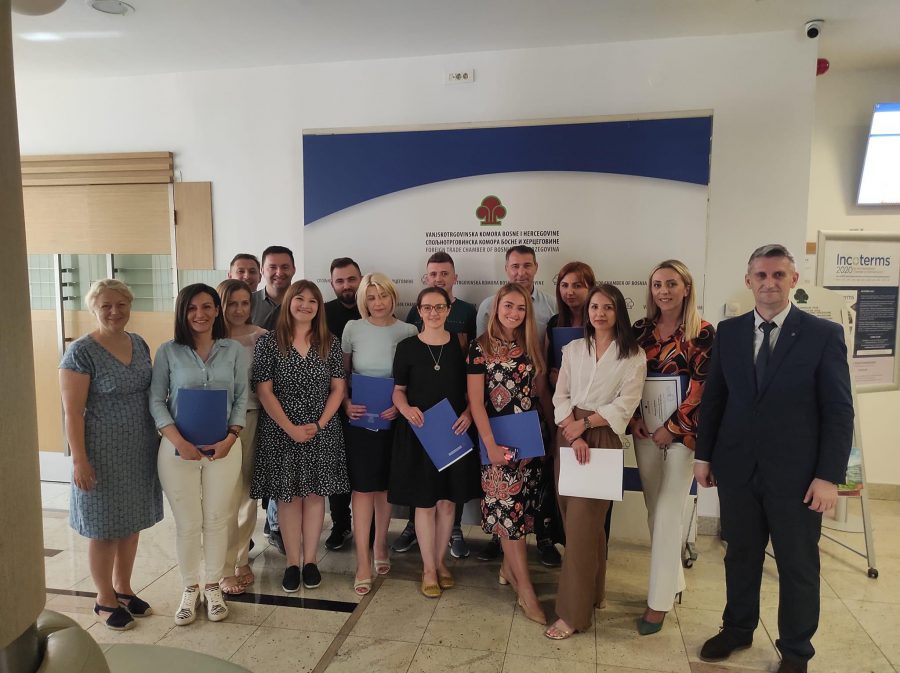 Održan seminar na temu „Korporativni identitet i profesionalna komunikacija“