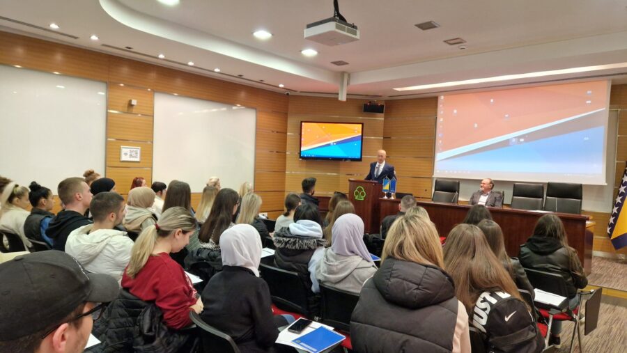 Maturanti posjetili VTK/STK BiH